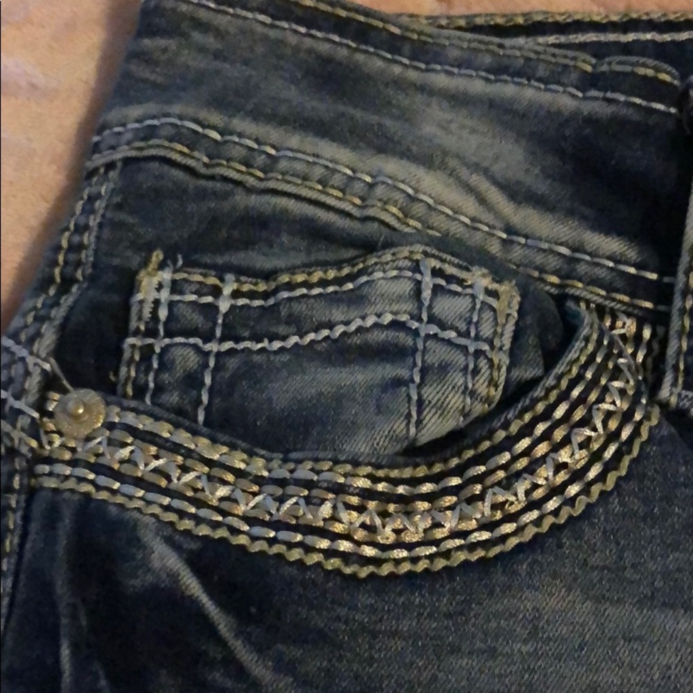 Jeans - Picture 2 of 5
